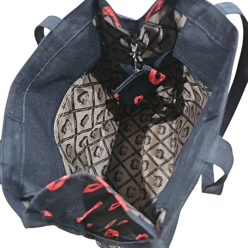 Black Tote Bag with Betty boop Cartoon Design - Picture 3 of 12